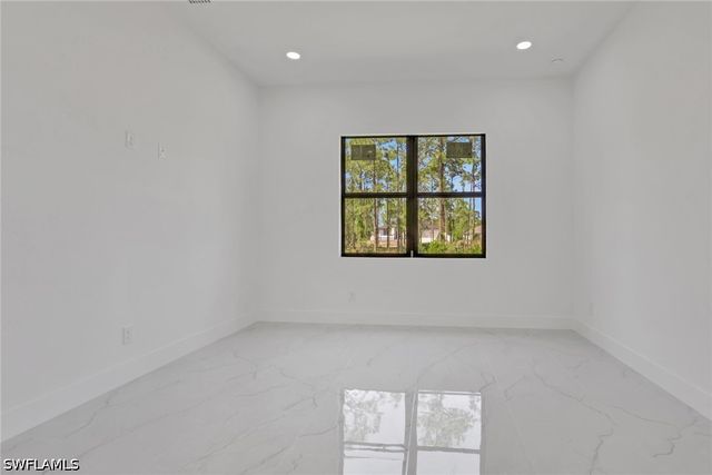 746 Colyer ST E, Lehigh Acres, FL 33974