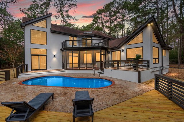 1747 Clark Hills Circle, Johns Island, SC 29455