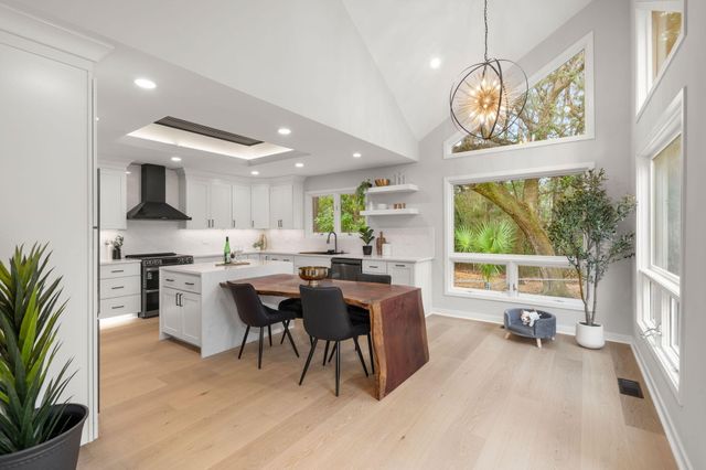 1747 Clark Hills Circle, Johns Island, SC 29455