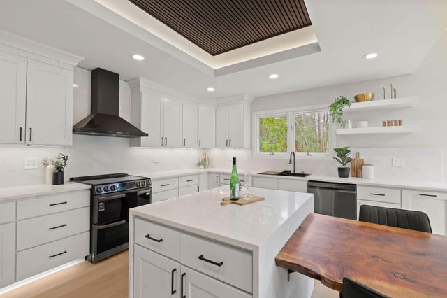 1747 Clark Hills Circle, Johns Island, SC 29455