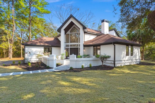 1747 Clark Hills Circle, Johns Island, SC 29455