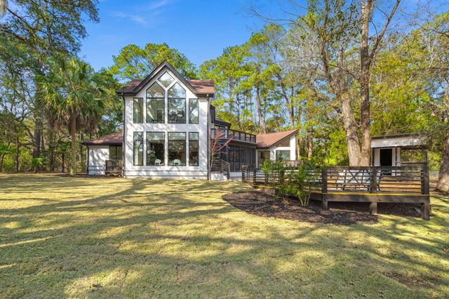 1747 Clark Hills Circle, Johns Island, SC 29455