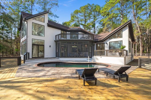 1747 Clark Hills Circle, Johns Island, SC 29455