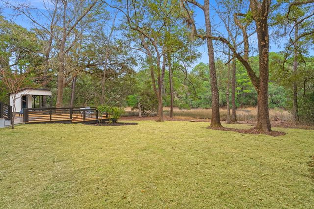 1747 Clark Hills Circle, Johns Island, SC 29455