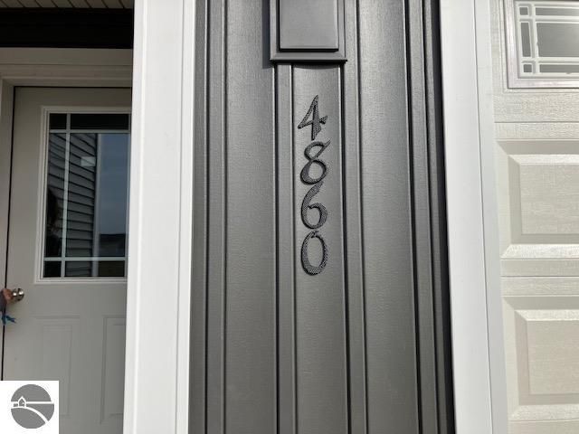 4860 Meadowlark Lane, Traverse City, MI 49685