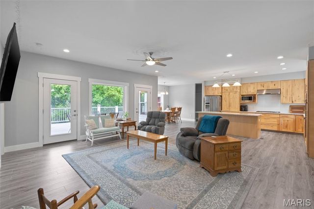 5231 Teubner Lane, House Springs, MO 63051