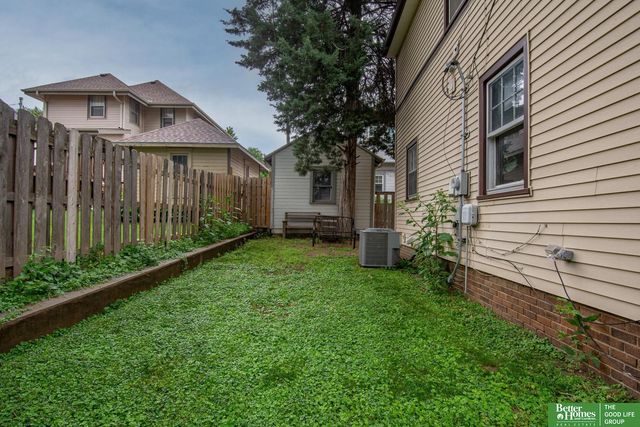 308 S 48 Street, Omaha, NE 68132