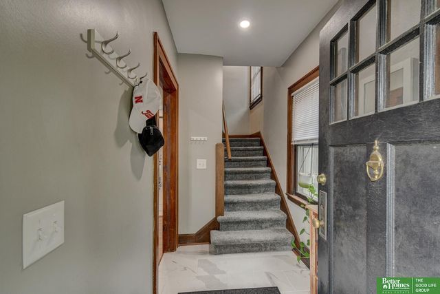 308 S 48 Street, Omaha, NE 68132