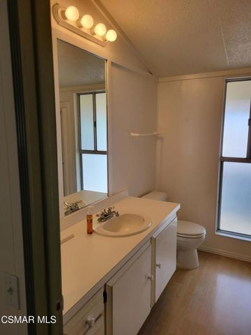 41 Old Castle Road, Westlake Village, CA 91361