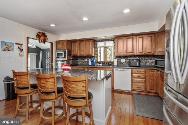 9202 SANTA RITA RD, Baltimore, MD 21236