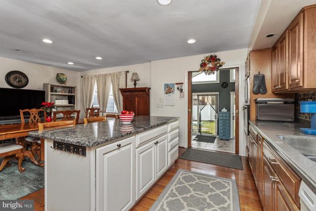 9202 SANTA RITA RD, Baltimore, MD 21236