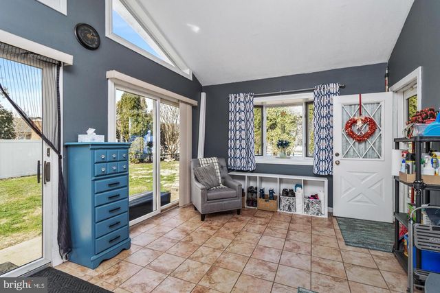 9202 SANTA RITA RD, Baltimore, MD 21236