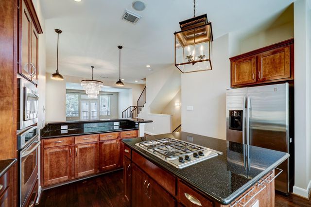 5202 Rose Street B, Houston, TX 77007