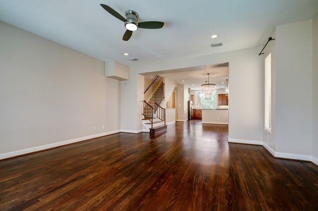 5202 Rose Street B, Houston, TX 77007