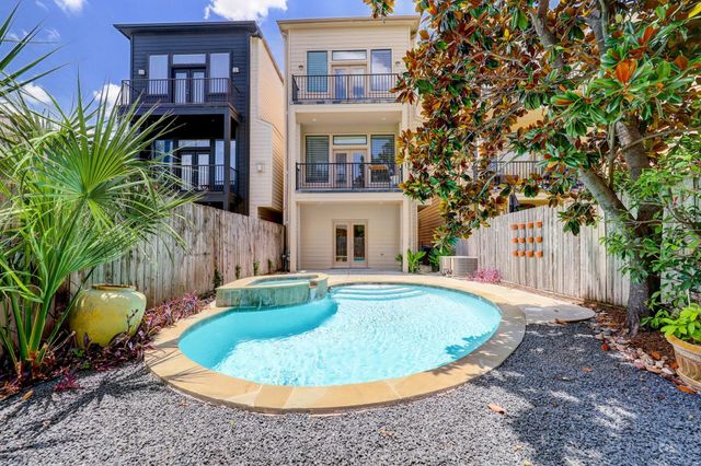 5202 Rose Street B, Houston, TX 77007