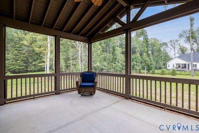 11655 Riverboat Dr, Chester, VA 23836