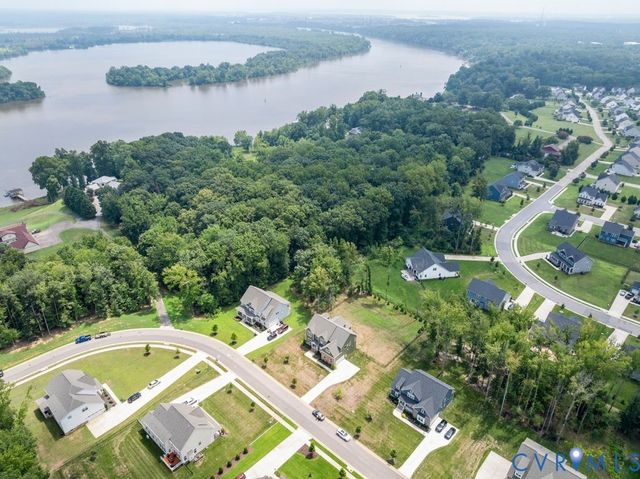 11655 Riverboat Dr, Chester, VA 23836