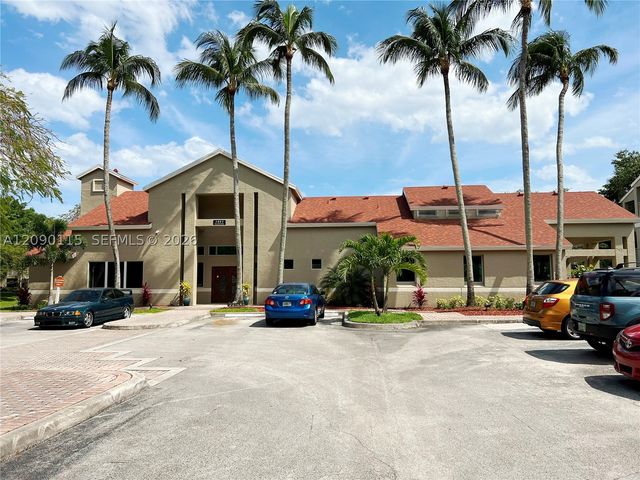 1760 Palm Cove Blvd 5-305, Delray Beach, FL 33445