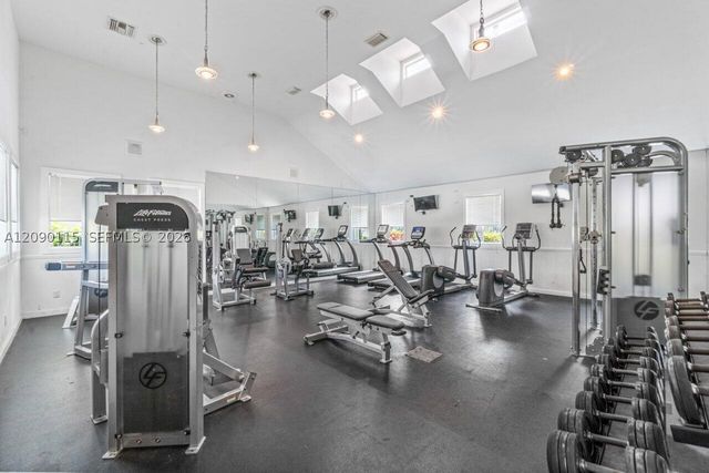 1760 Palm Cove Blvd 5-305, Delray Beach, FL 33445