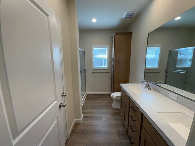 93 Northridge Terrace 46, Medford, OR 97501