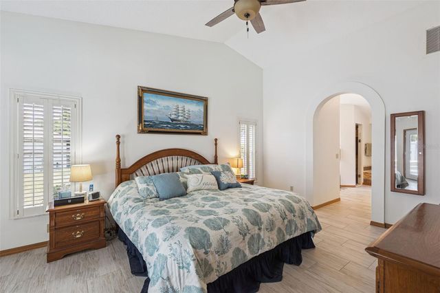 33939 VALENCIA DRIVE, Leesburg, FL 34788