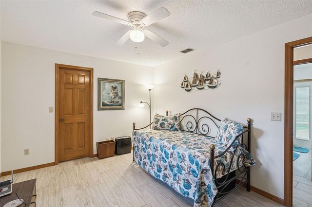 33939 VALENCIA DRIVE, Leesburg, FL 34788