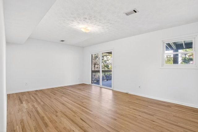 1109 Capital Club NE Circle, Brookhaven, GA 30319