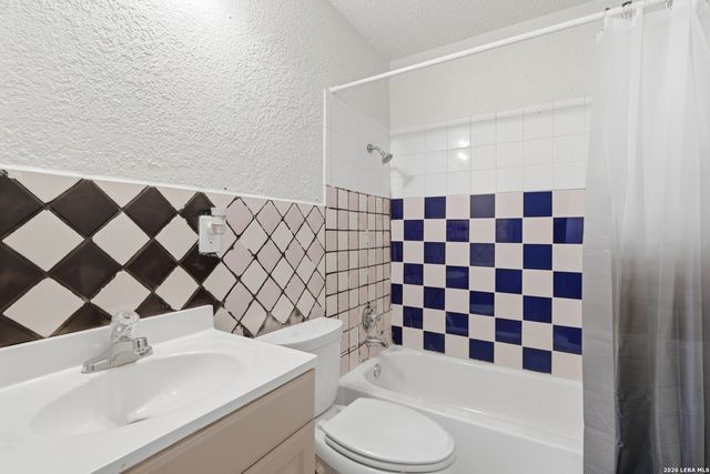 1721 Brunswick Blvd., San Antonio, TX 78211