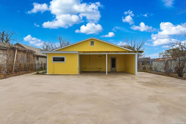 1721 Brunswick Blvd., San Antonio, TX 78211