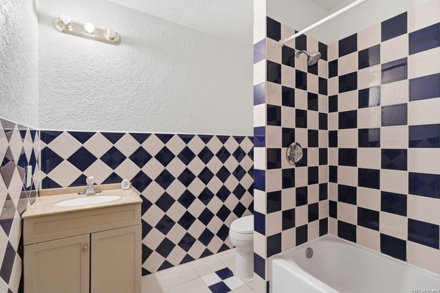 1721 Brunswick Blvd., San Antonio, TX 78211