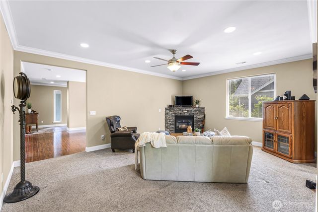 7911 Oregon Trail, Maple Falls, WA 98266