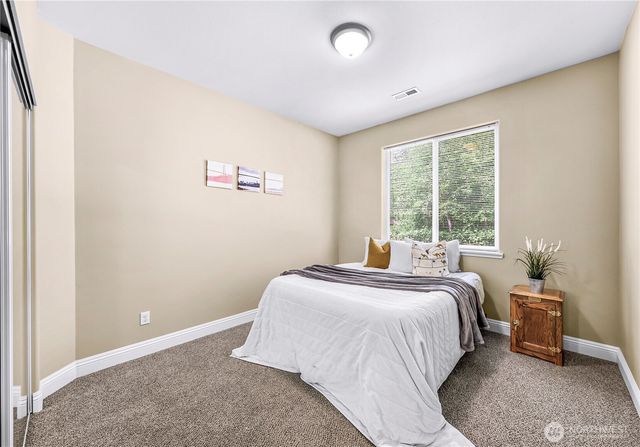 7911 Oregon Trail, Maple Falls, WA 98266