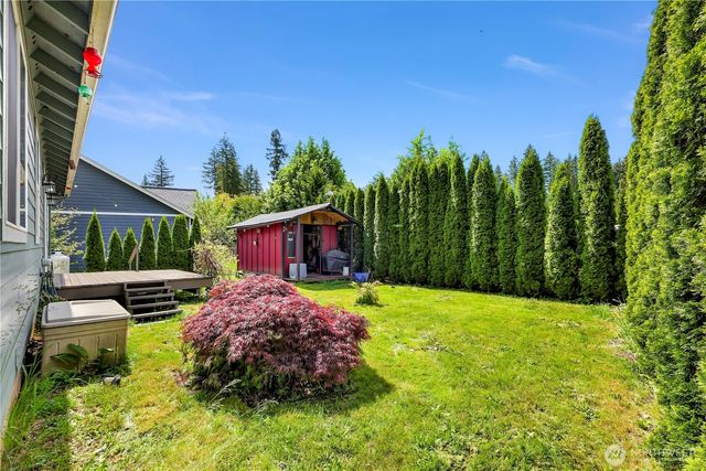 7911 Oregon Trail, Maple Falls, WA 98266