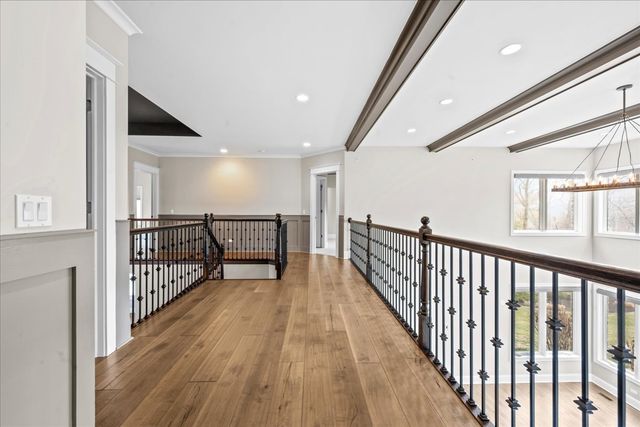 25 Clay Court, Lake Bluff, IL 60044