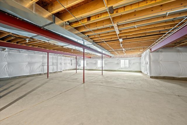 25 Clay Court, Lake Bluff, IL 60044