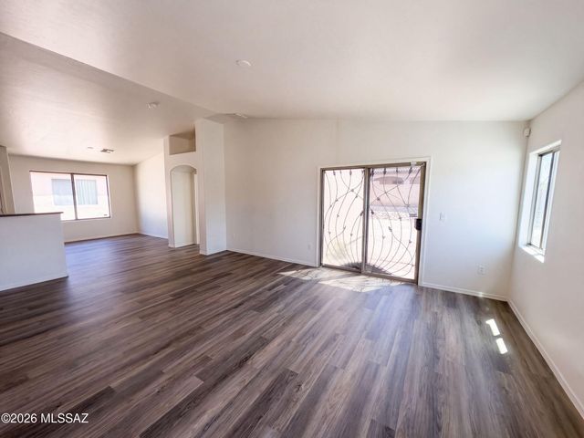 7184 S Oakbank Drive, Tucson, AZ 85757