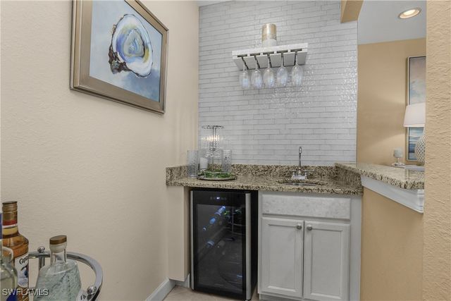 9221 Indigo Isle CT 102, Estero, FL 34135