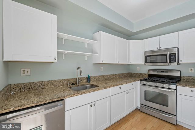 321 SAGE LN, Philadelphia, PA 19128