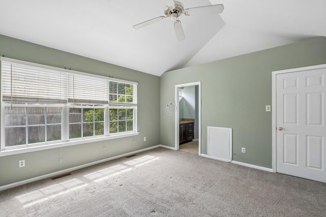 321 SAGE LN, Philadelphia, PA 19128