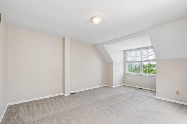 321 SAGE LN, Philadelphia, PA 19128