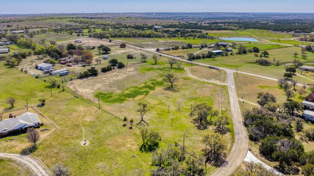 100 Stoneridge Trail, Weatherford, TX 76087