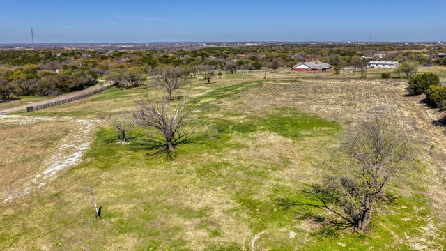 100 Stoneridge Trail, Weatherford, TX 76087