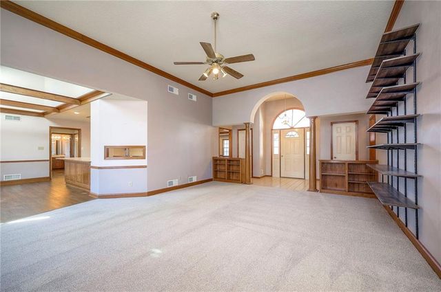 3413 N 154th Terrace Court, Basehor, KS 66007