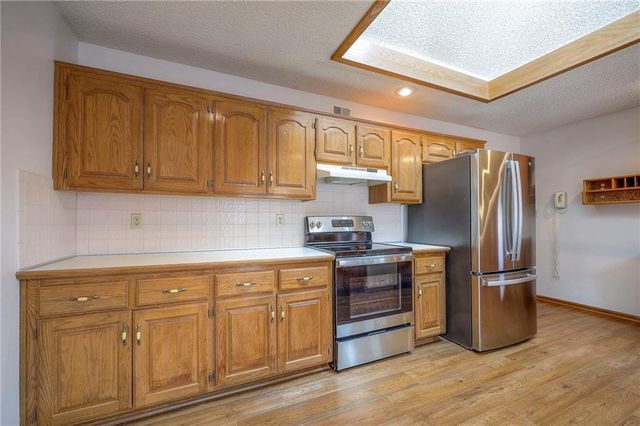 3413 N 154th Terrace Court, Basehor, KS 66007