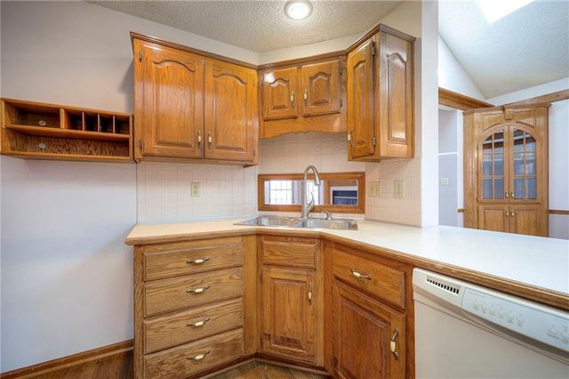3413 N 154th Terrace Court, Basehor, KS 66007