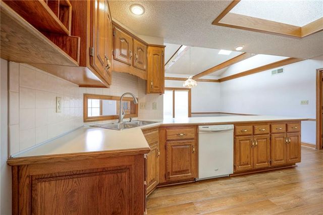 3413 N 154th Terrace Court, Basehor, KS 66007