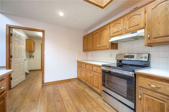 3413 N 154th Terrace Court, Basehor, KS 66007