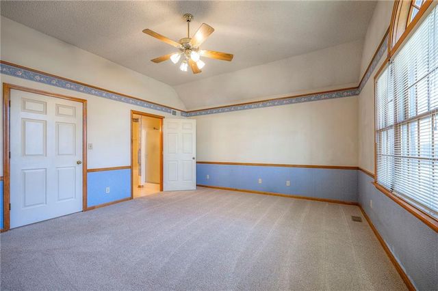 3413 N 154th Terrace Court, Basehor, KS 66007