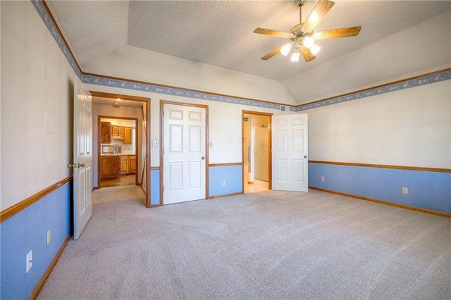 3413 N 154th Terrace Court, Basehor, KS 66007
