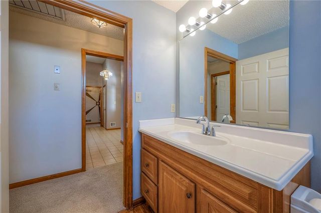3413 N 154th Terrace Court, Basehor, KS 66007